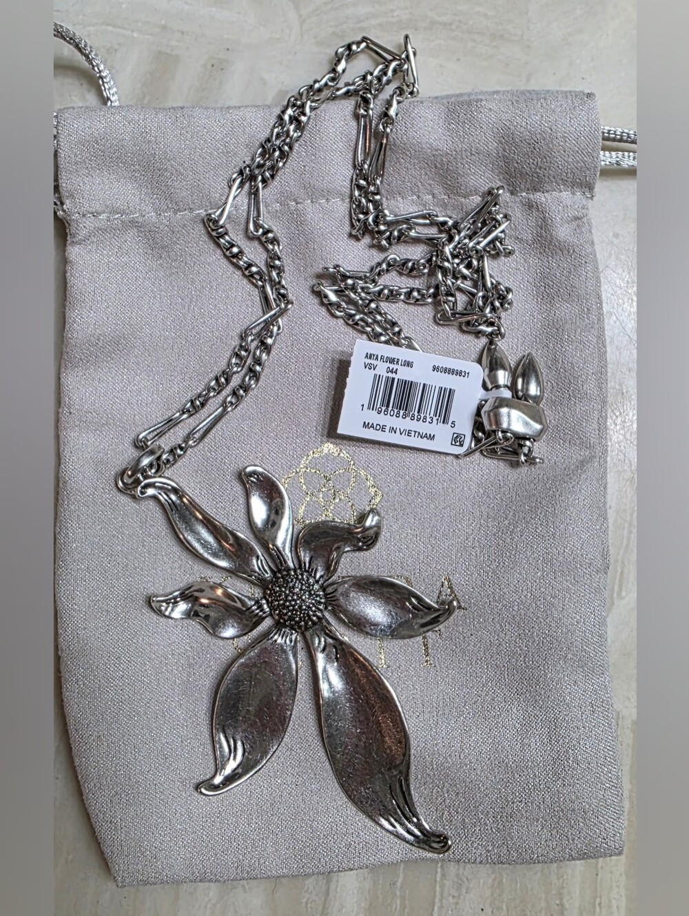 Kendra Scott ANYA Silver Floral Pendant Necklace - Women Jewelry